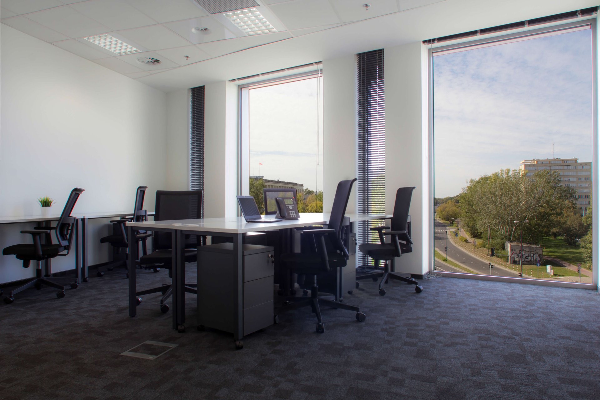 Office for 14 pers. in CitySpace Plac Unii