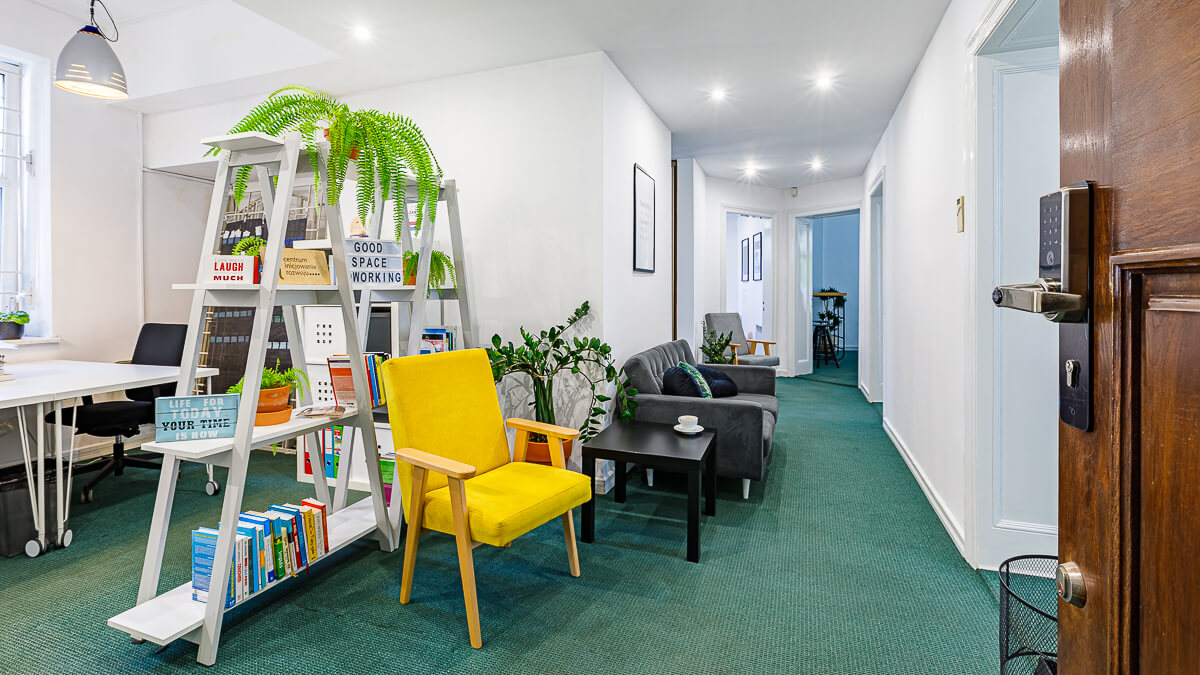 Interior of GOOD SPACE coworking