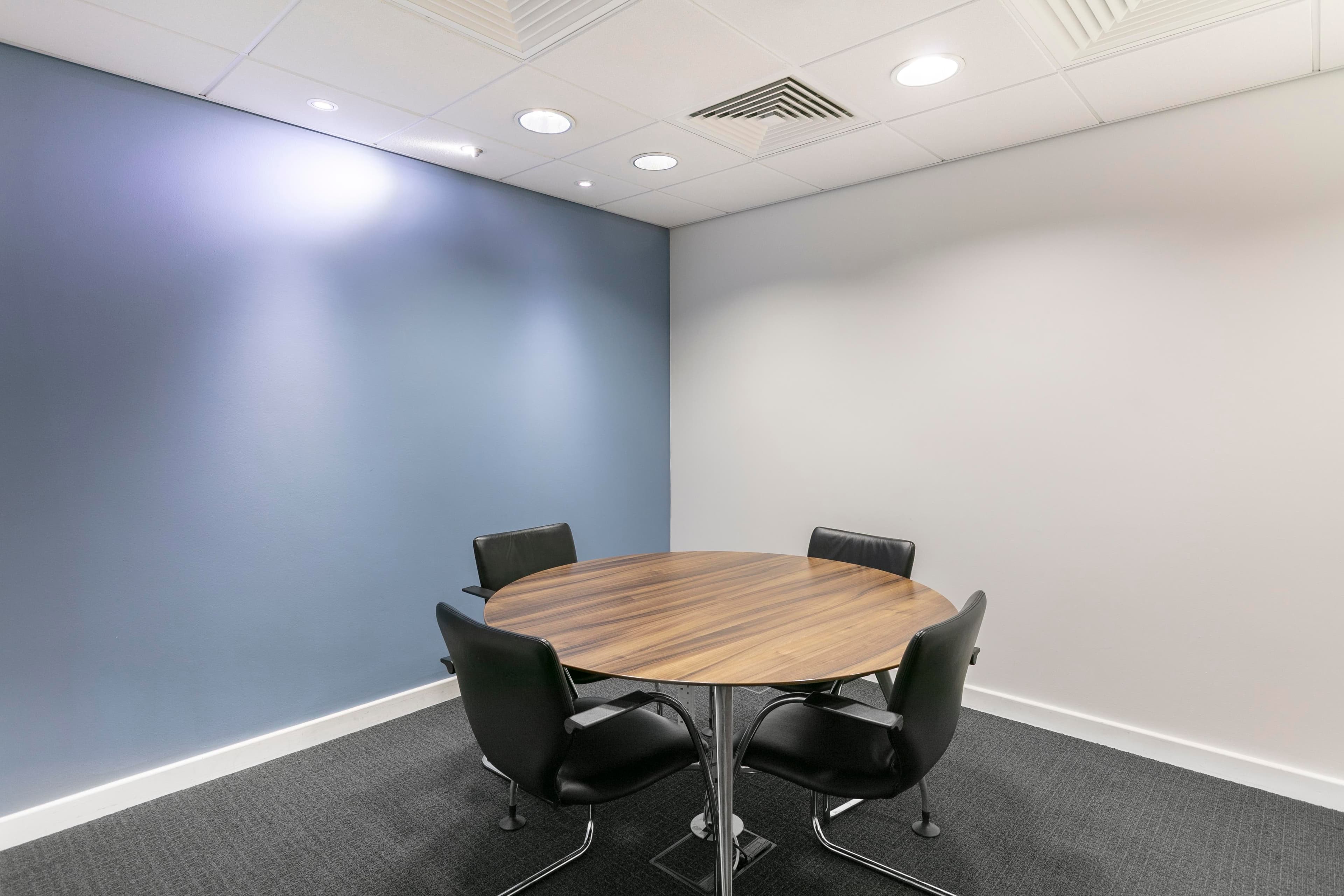 Regus - Cobham Services