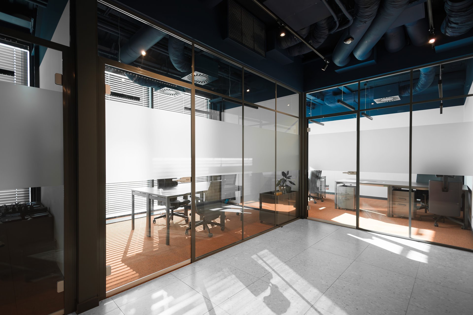 Office for 4 pers. in Beyond Office | Fabryka Norblina I